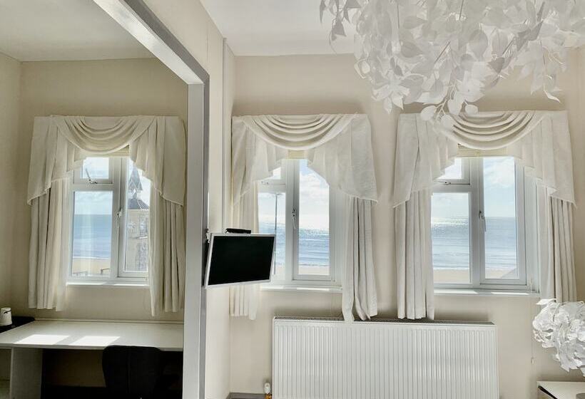 펜션 Waterfront Inn