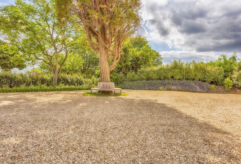 ペンション Whitley Coach House