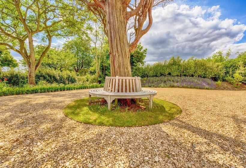 ペンション Whitley Coach House