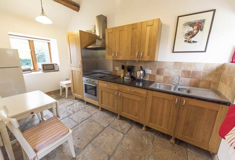 ペンション Whitley Coach House