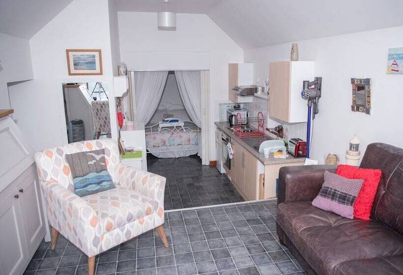 Pew With A View  Seafront Cottages