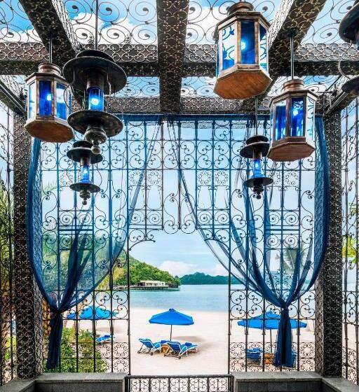 リゾートホテル The St. Regis Langkawi