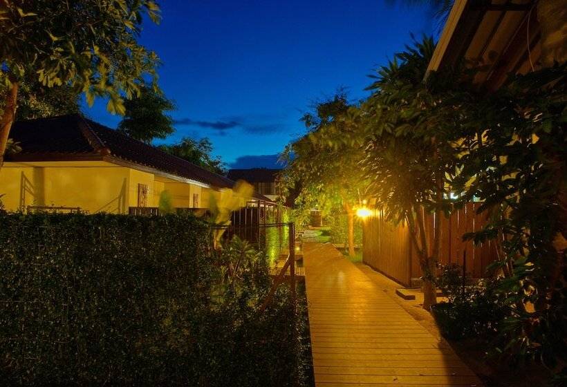 אתר נופש At Samui Haus