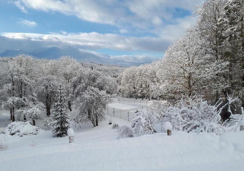 민박 Tirindrish House