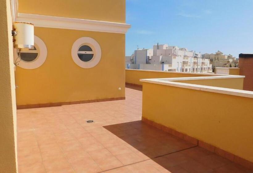 Apartamentos Playamar
