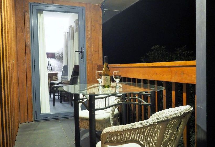 住宿加早餐  8 On Oregon Boutique Lodge