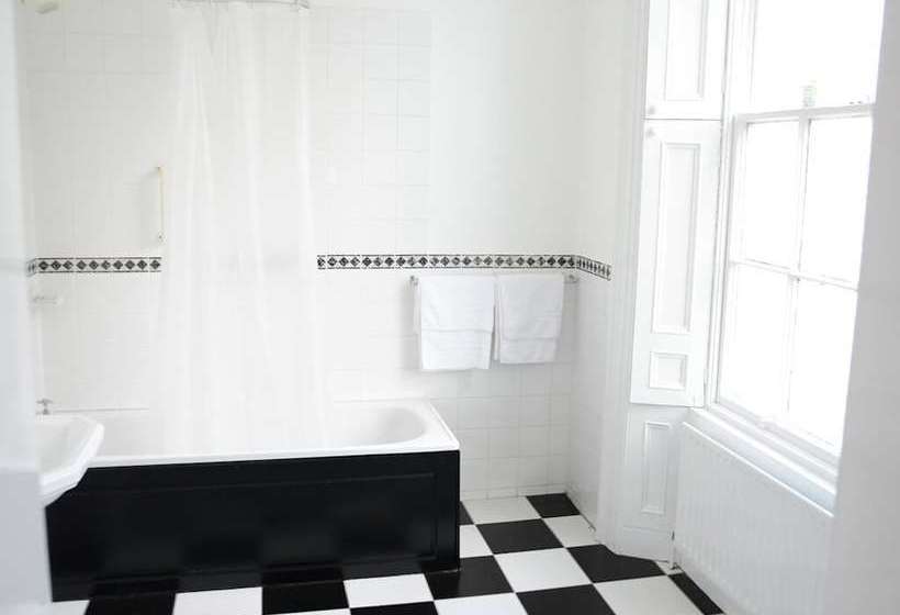 Bed and Breakfast Belmont Hall