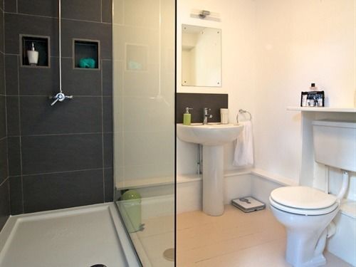 ベッドアンドブレックファースト Broadrock