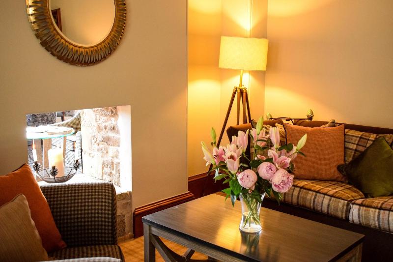 צימר Craigmhor Lodge & Courtyard