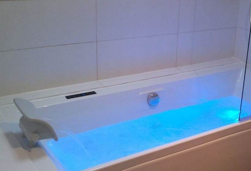 민박 Les Marronniers