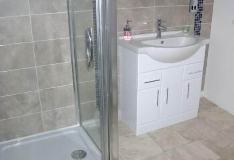 住宿加早餐  Farnham