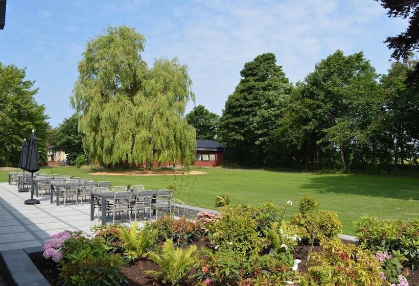 مبيت وإفطار Femhøj