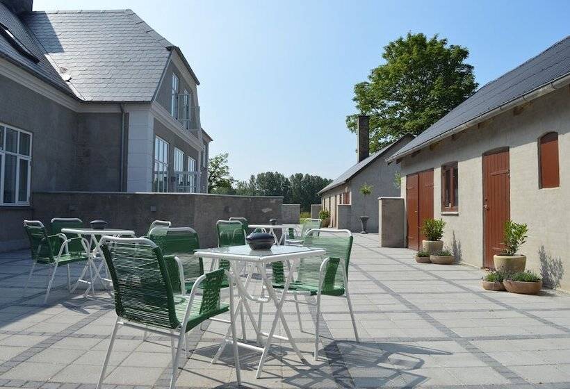 مبيت وإفطار Femhøj