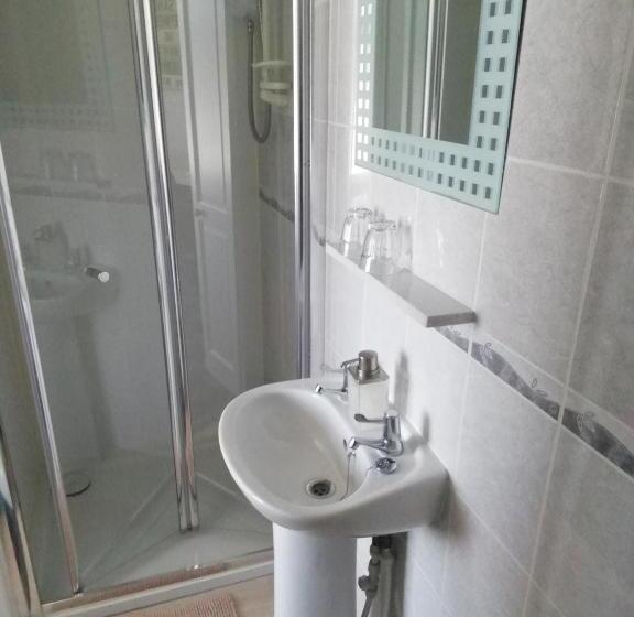 مبيت وإفطار Railway Cottage