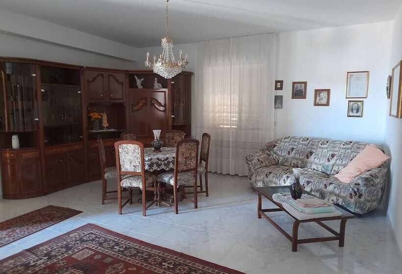צימר Rosa Di Calabria