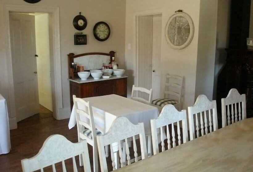 צימר Sandstone Chameleon Guest House