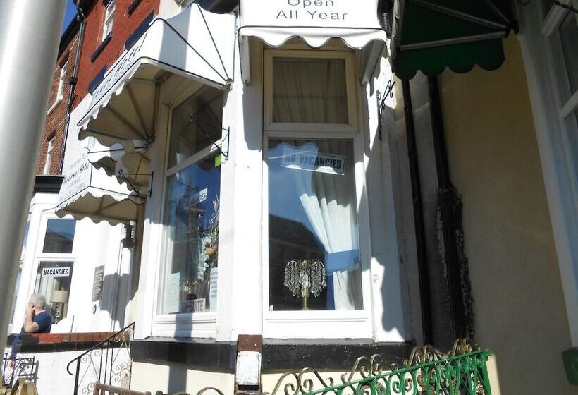 ベッドアンドブレックファースト The Lanes