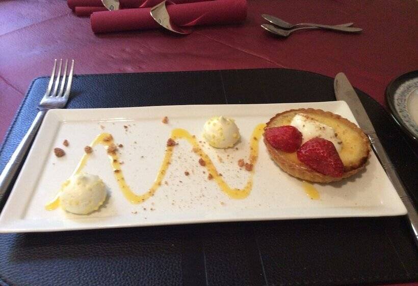 Castleview Bed & Breakfast