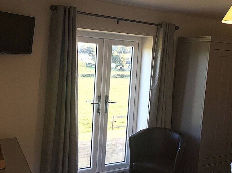 Chevin End Guest House