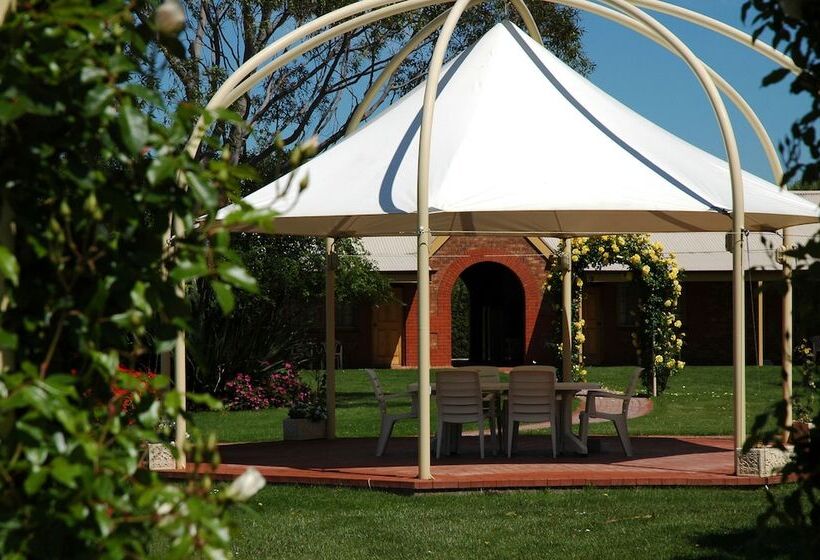 Coonawarra Place Motor Inn