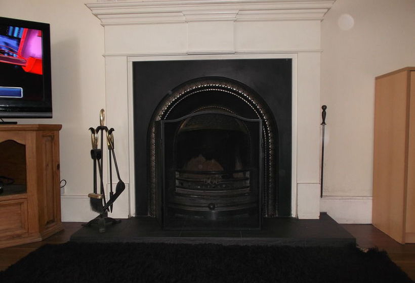 Fairman House  Hostel