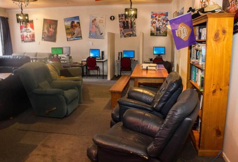 Geeky Gecko   Hostel