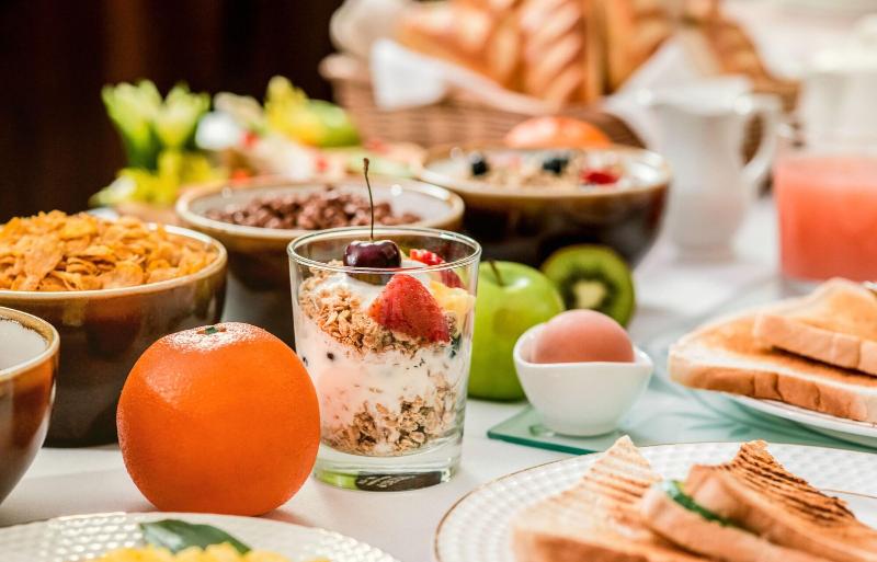 Grand Sapphire Hotel & Banqueting