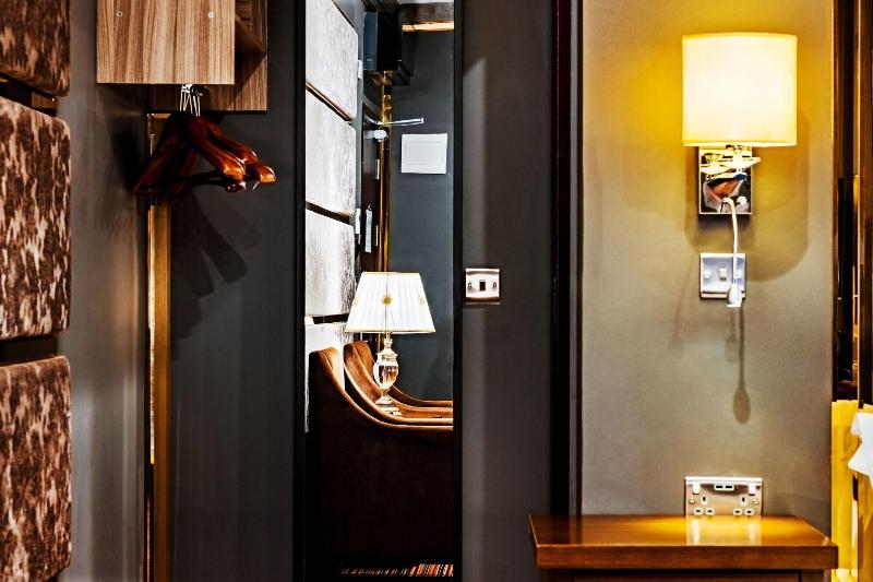 Grand Sapphire Hotel & Banqueting