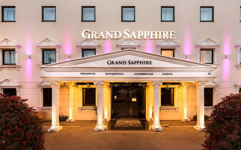 Grand Sapphire Hotel & Banqueting