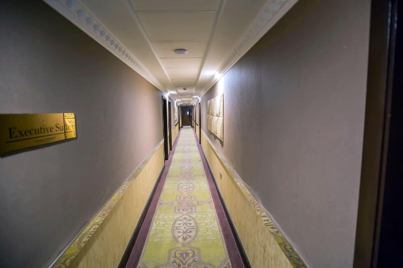 Grand Sapphire Hotel & Banqueting