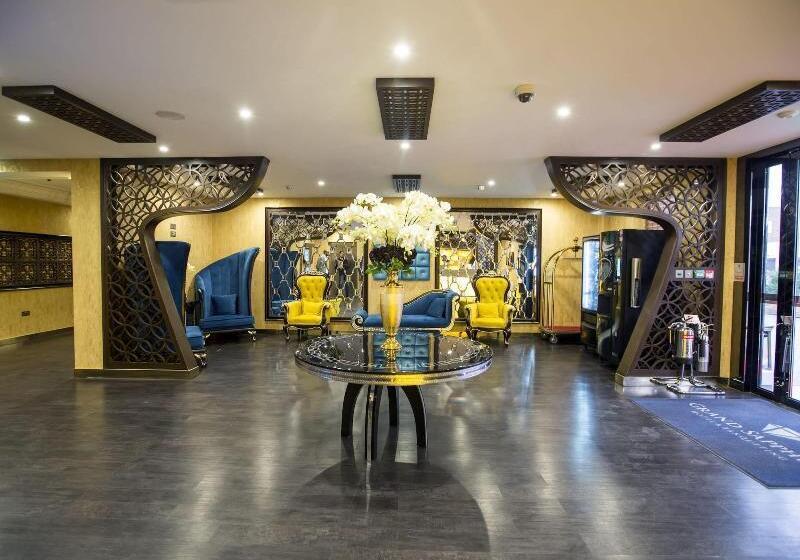 Grand Sapphire Hotel & Banqueting