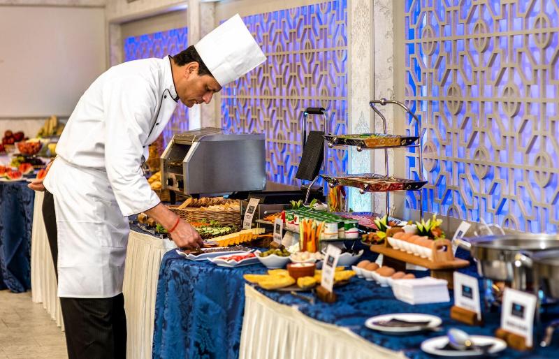 Grand Sapphire Hotel & Banqueting