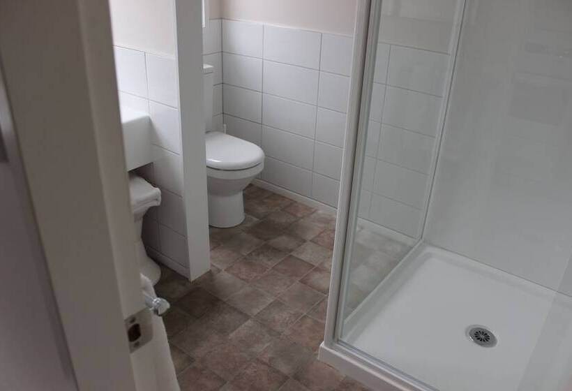 Asure Green Gables Motel