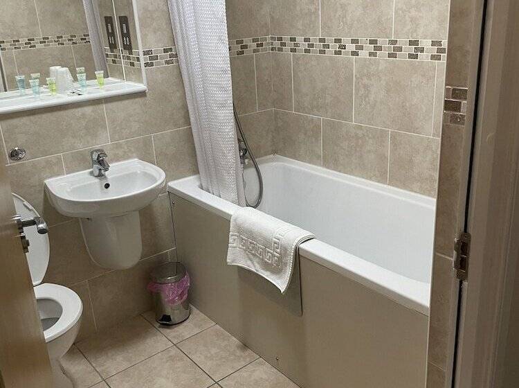 19th Hole Hotel, Carnoustie