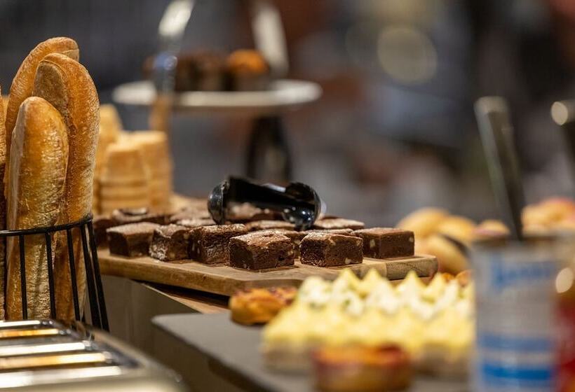 Ac Hotel By Marriott Marseille Prado Vélodrome