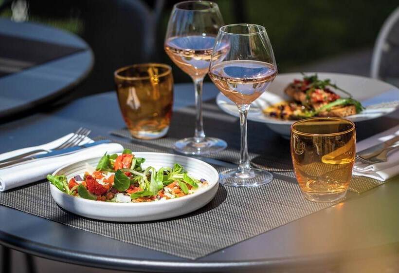 Ac Hotel By Marriott Marseille Prado Vélodrome