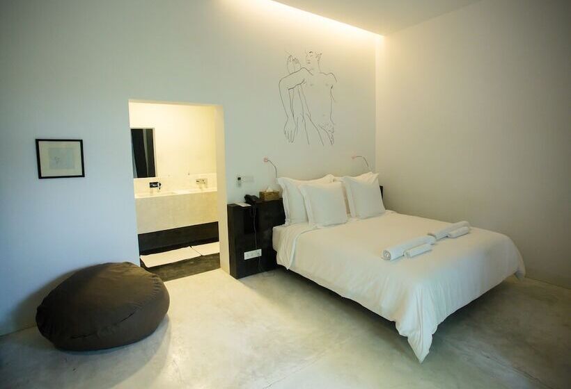 هتل Arthur&paul   Caters To Men