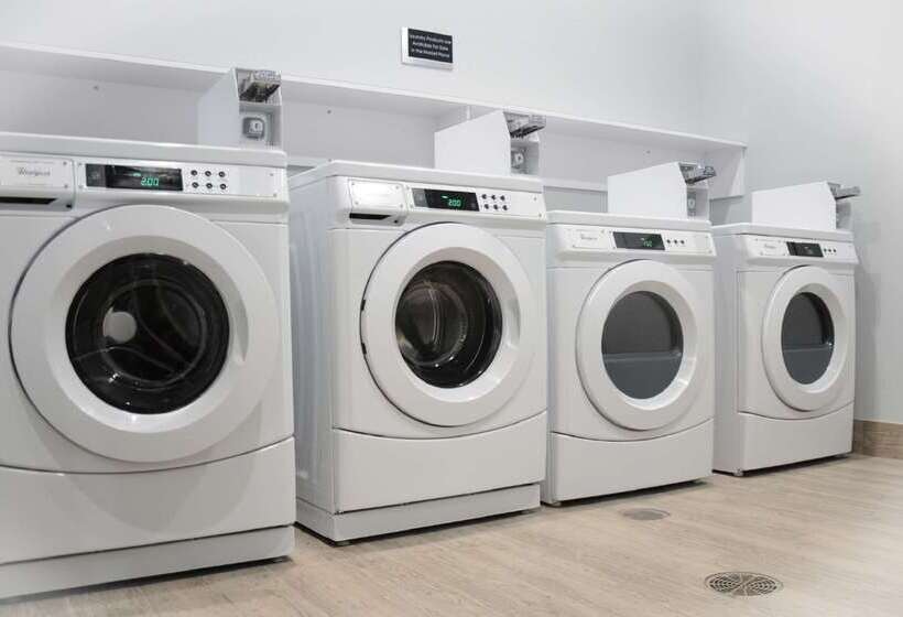 فندق Best Western Plus Ardmore Inn & Suites