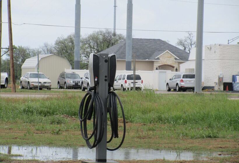 فندق Best Western Plus Ardmore Inn & Suites