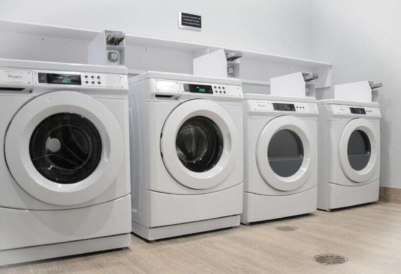 فندق Best Western Plus Ardmore Inn & Suites