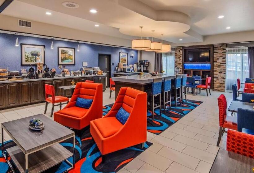 هتل Best Western Plus Ardmore Inn & Suites