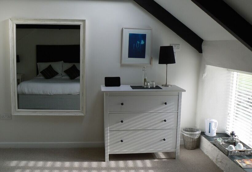 Отель Cape Cornwall Golf & Leisure