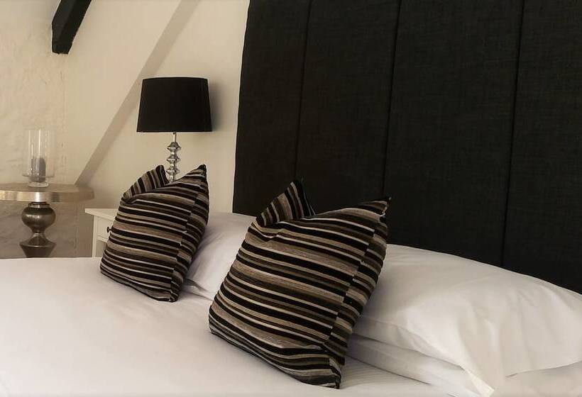 Отель Cape Cornwall Golf & Leisure