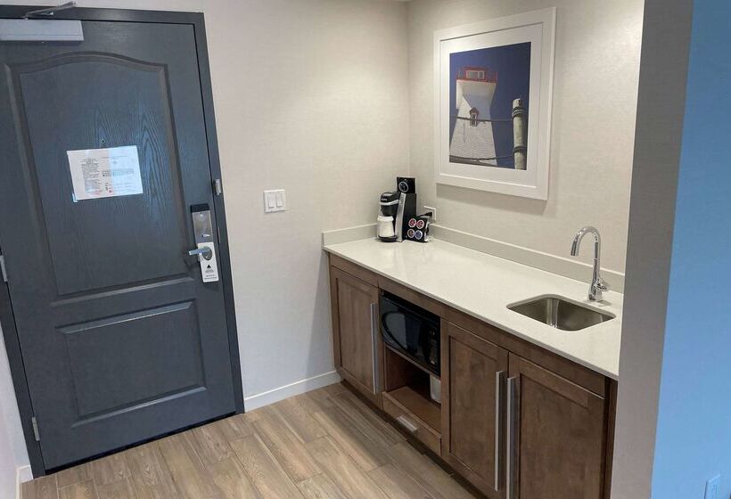 בית מלון כפרי Chateau Fredericton, Trademark Collection By Wyndham