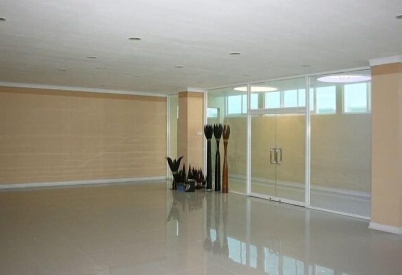 호텔 Reddoorz Plus @ Affandi Gejayan