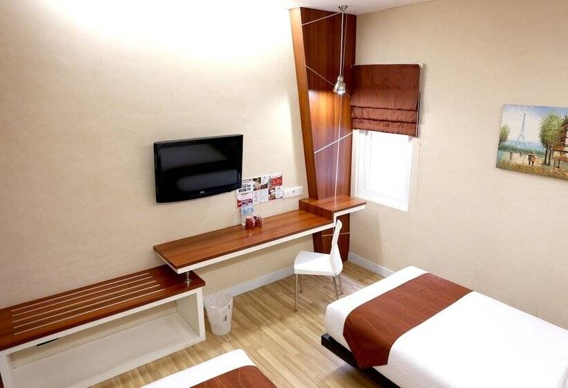 호텔 Reddoorz Plus @ Affandi Gejayan