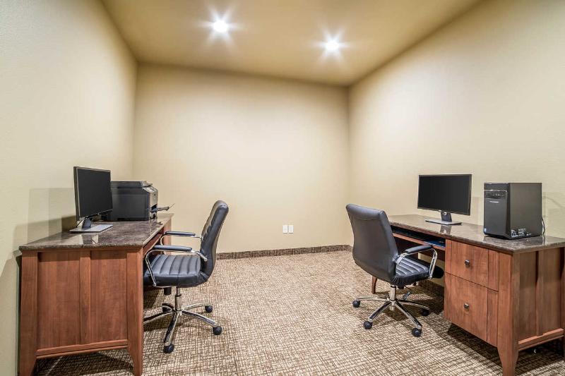 هتل Comfort Inn & Suites Near Mt. Rushmore