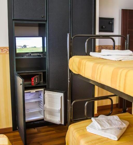 ホテル Consul Family