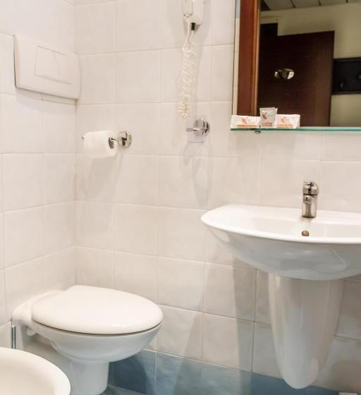 ホテル Consul Family