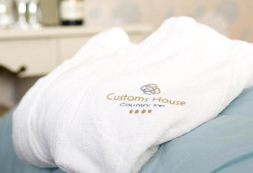 בית מלון כפרי Customs House Country Inn